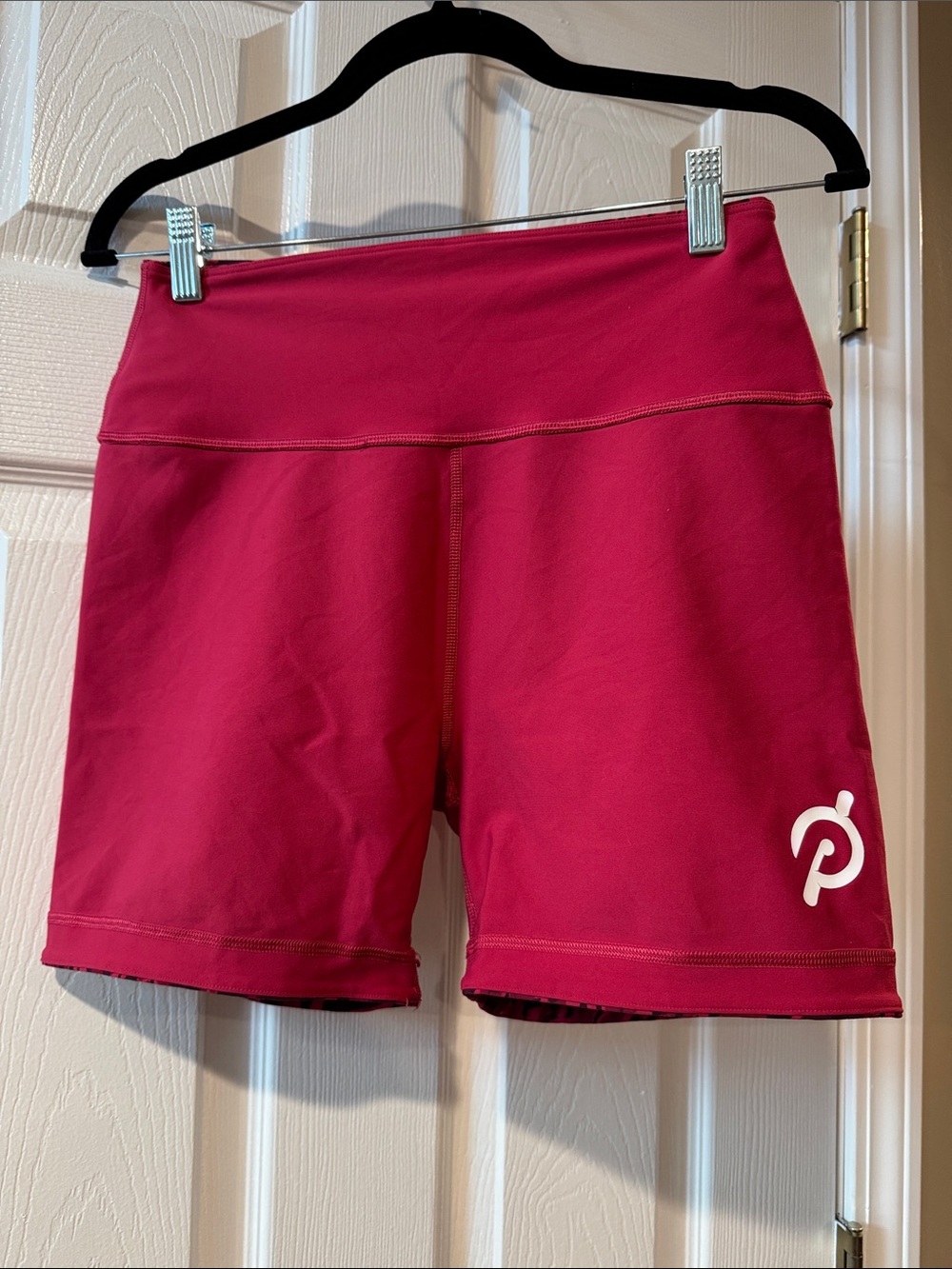 Peloton Reversible Women’s Magenta Mid-Rise Bike Shorts